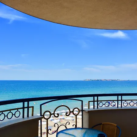 Golden Rainbow Apart-hotel 4*