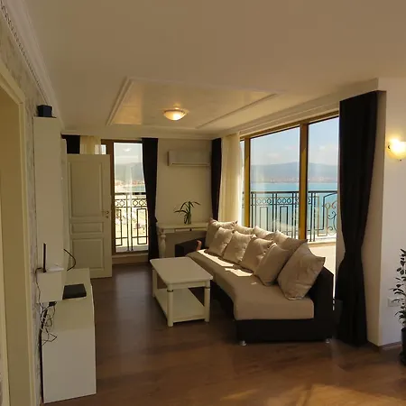 Golden Rainbow Apart-hotel Sunny Beach