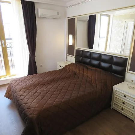 Golden Rainbow Apart-hotel 4*